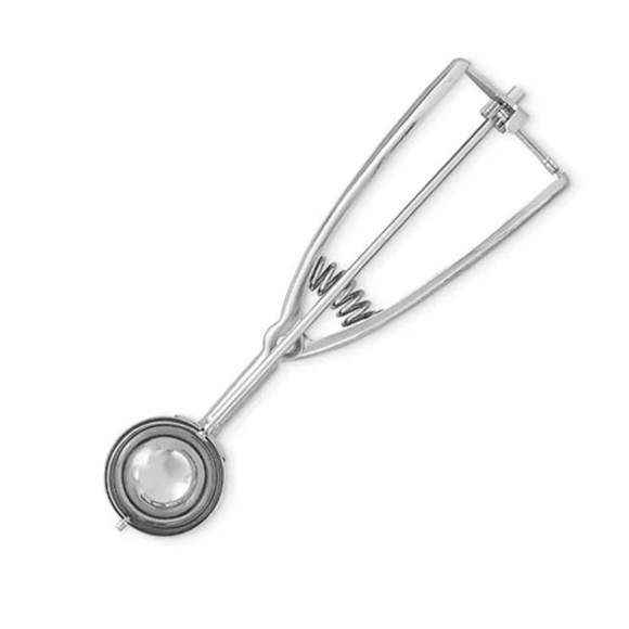 Medium Scoop - Picture 1 of 2